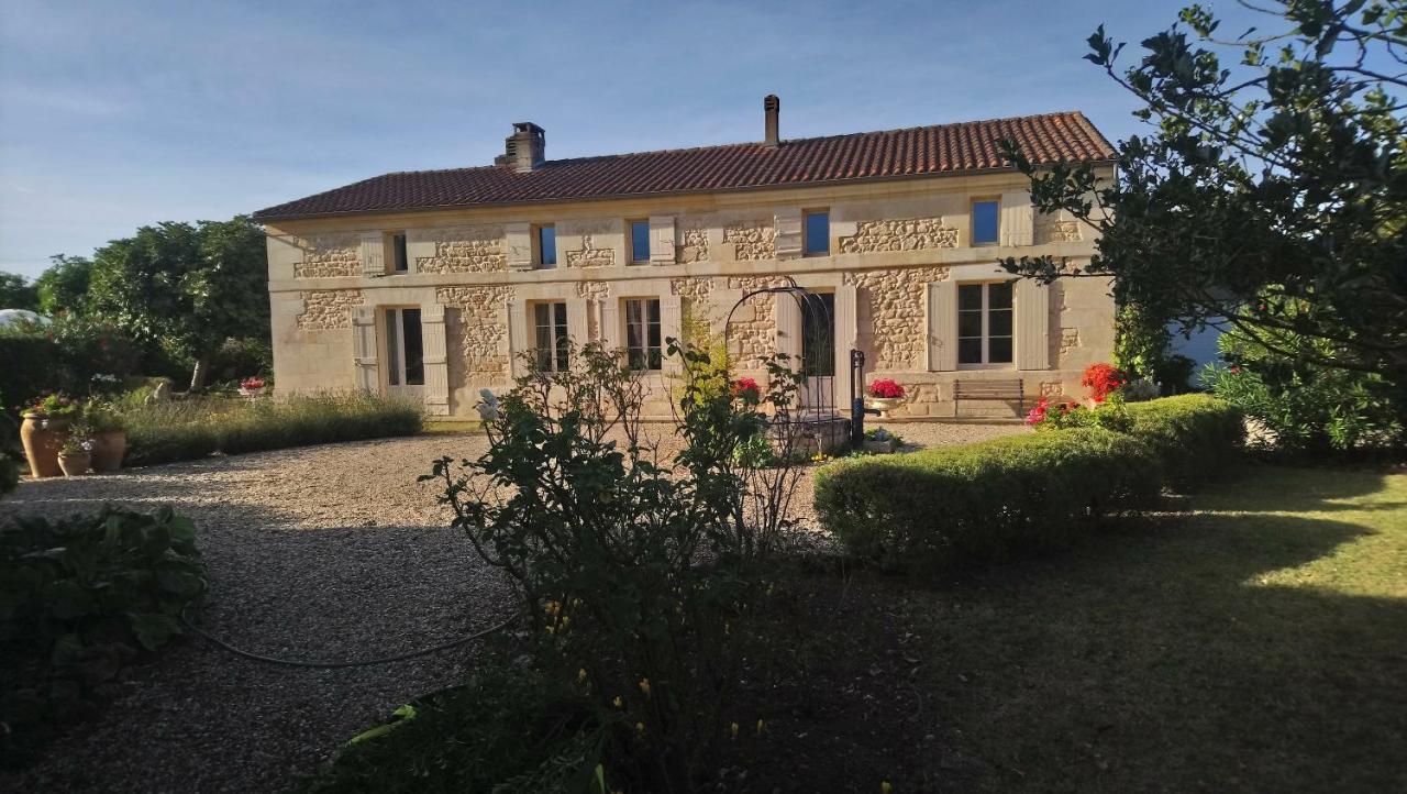 Chambres d'hôtes du Domaine de Lansac Lansac  Exterior foto